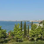 Cozy 1 Bed In Lesso Complex Apartman *