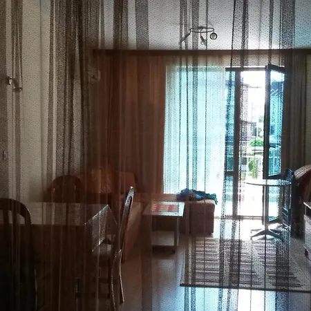 Cozy 1 Bed In Lesso Complex Apartmán *