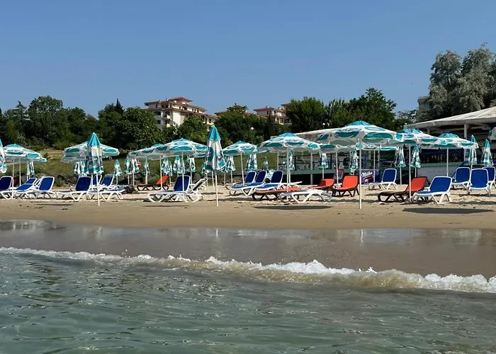 Cozy 1 Bed In Lesso Complex Apartment *