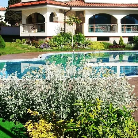 Apartment Cozy 1 Bed In Lesso Complex *