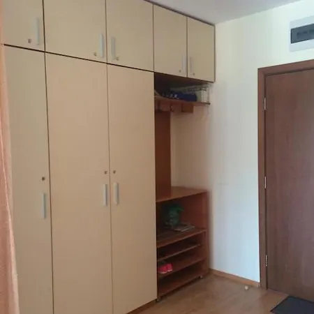 Cozy 1 Bed In Lesso Complex Apartment Ravda