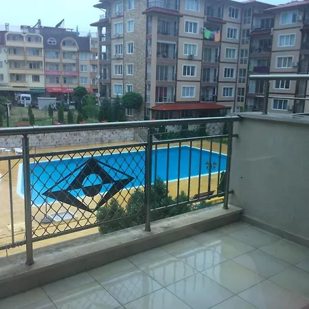 Cozy 1 Bed In Lesso Complex Ravda