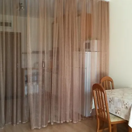 Apartment Cozy 1 Bed In Lesso Complex