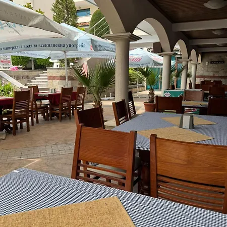 Apartment Cozy 1 Bed In Lesso Complex Ravda