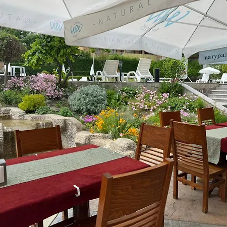 Cozy 1 Bed In Lesso Complex Apartment Ravda