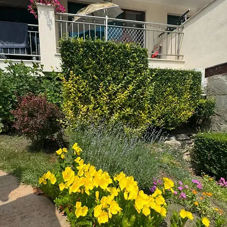 Апартаменти Cozy 1 Bed In Lesso Complex Равда
