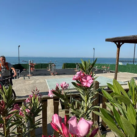 Lejlighed Cozy 1 Bed In Lesso Complex *