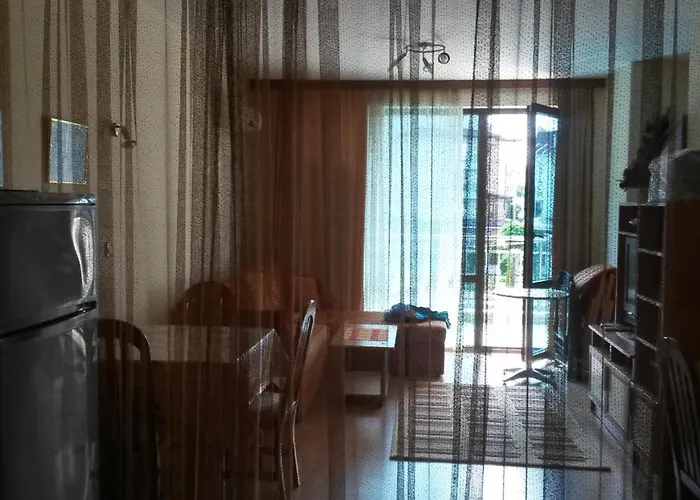 Cozy 1 Bed In Lesso Complex Апартамент *